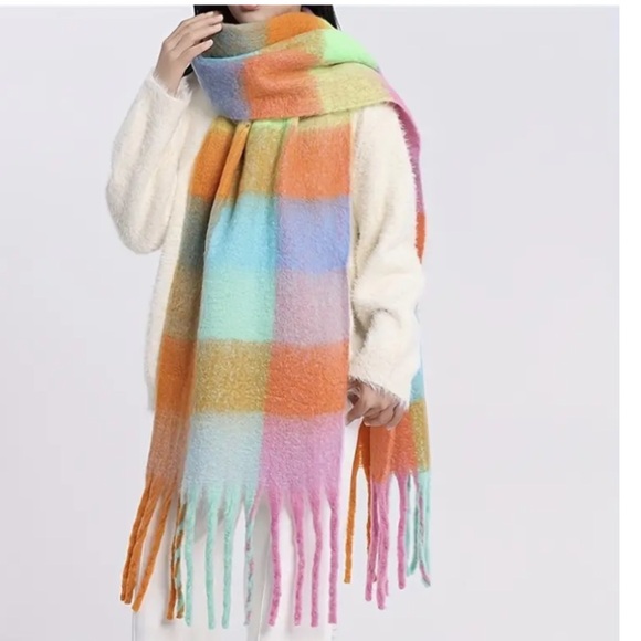 NEW! 1 Super soft blanket scarf - Picture 1 of 2